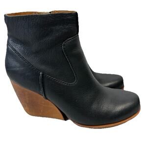 kork ease Michelle Ankle Zip Boots Women Size 9M Black Leather Wood Wedge Heel